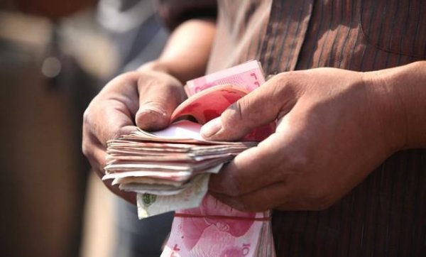 配资信息与市场分析平台 经济越差反而越容易赚钱，这4个冷门生意正在偷偷养肥聪明人